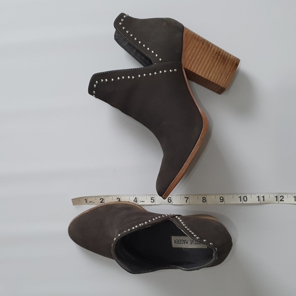 Steve Madden Perla Studded Leather Boots - Picture 12 of 12